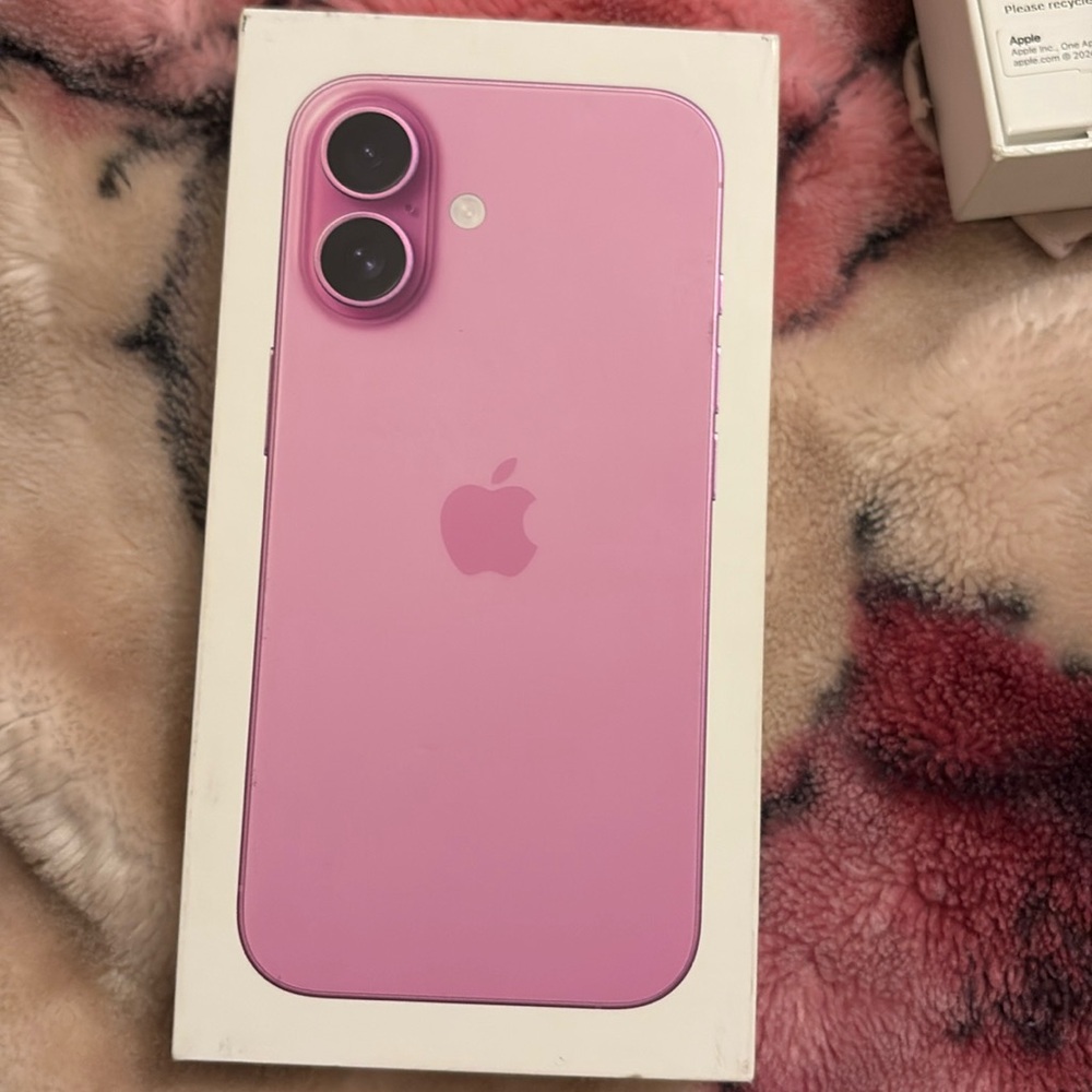 iPhone 16 box